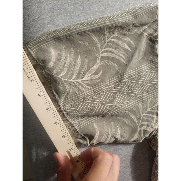 Tommy Bahama Shirt Mens Biege L Hawaiian 100% Silk Aloha Leaves Camp Tropical - Picture 7 of 13